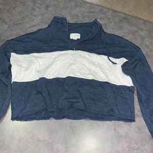 American Eagle Quarter Zip Sweatshirt Size Small